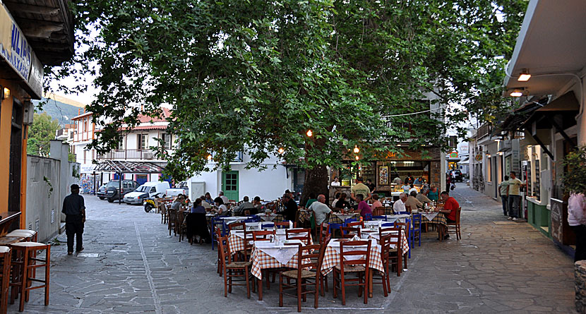 Gyros på Platanos Square i Skopelos stad.