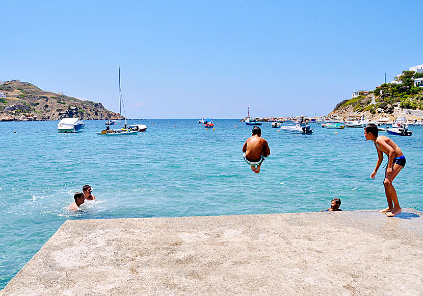 Badbryggan i Kini på Syros.