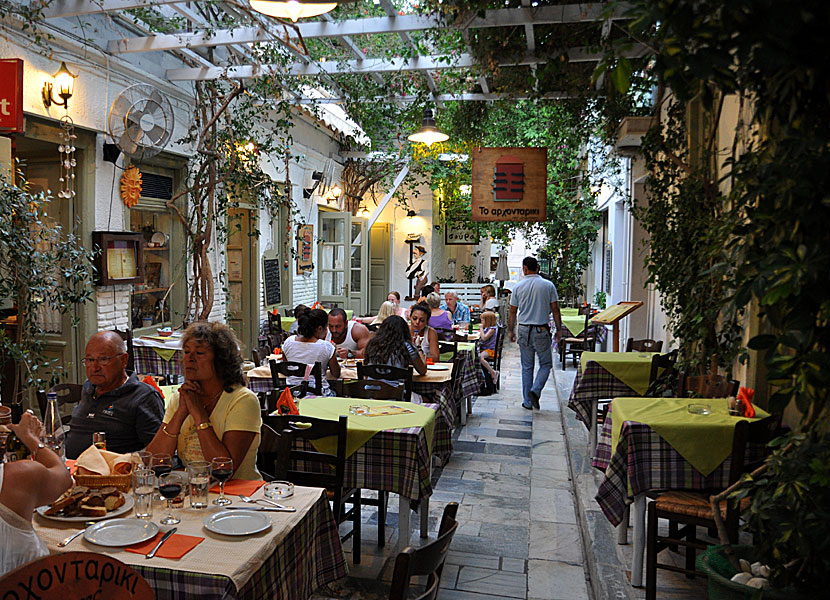 Restaurant To Archontariki i Ermoupolis på Syros.