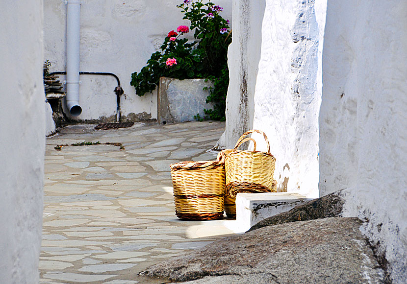 Volax på Tinos är känt i hela Grekland för sina vackra korgar.