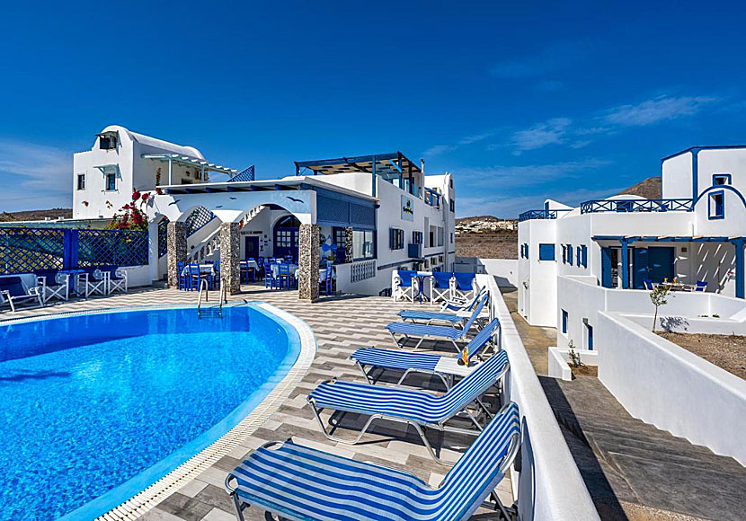 Honeymoon Beach Studios i Perivolos på Santorini.