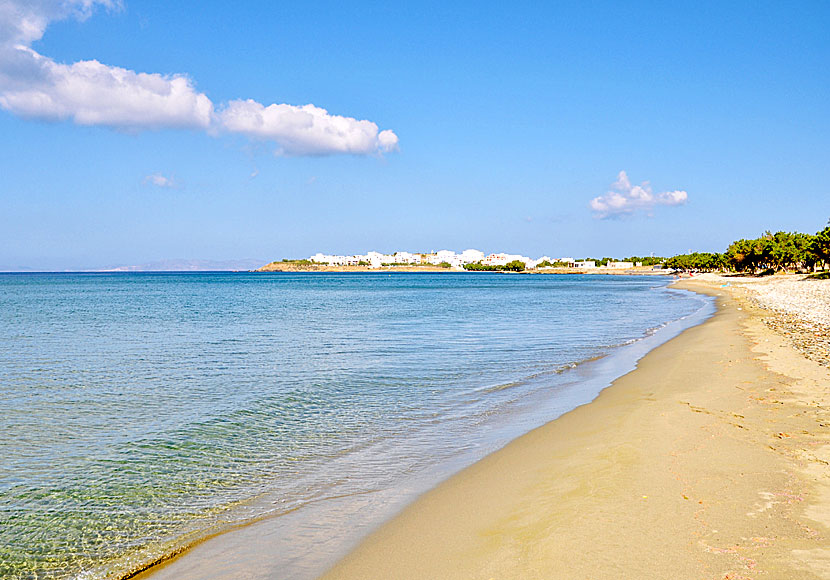 Agios Fokas beach är den strand som ligger närmast Tinos stad.