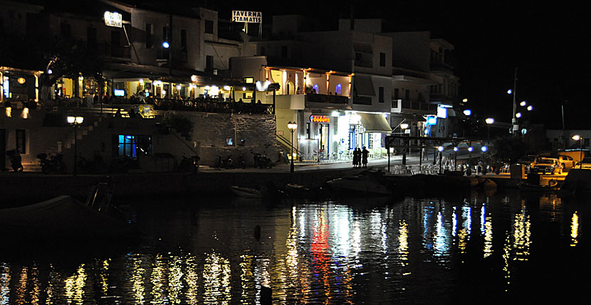 Restaurants in Batsi on Andros.