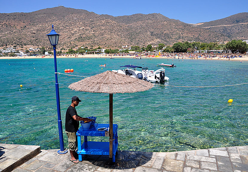 Taverna Drakos. Mylopotas beach. Ios. Greece. Grekland.