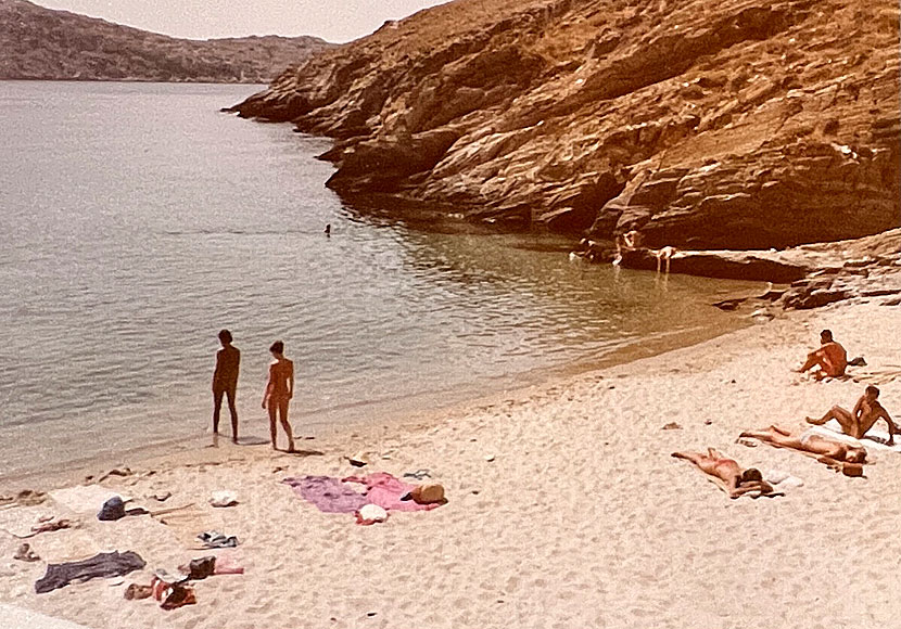 Nakenbad i den grekiska ögruppen Kykladerna.