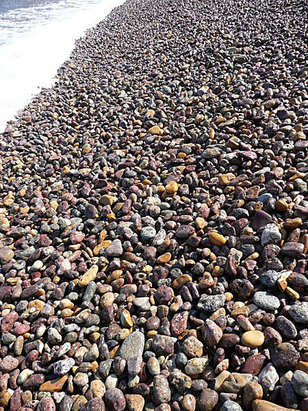 Vackra stenar på Lambi beach på Patmos.