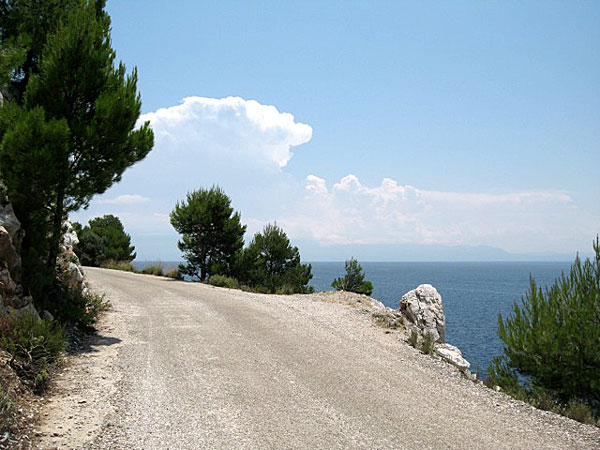 På väg från Limnonari beach. Skopelos.