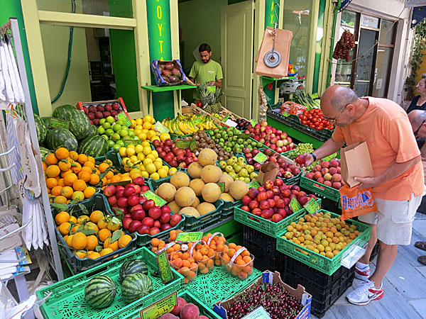Fruktaffär i Ermoupolis på Syros.